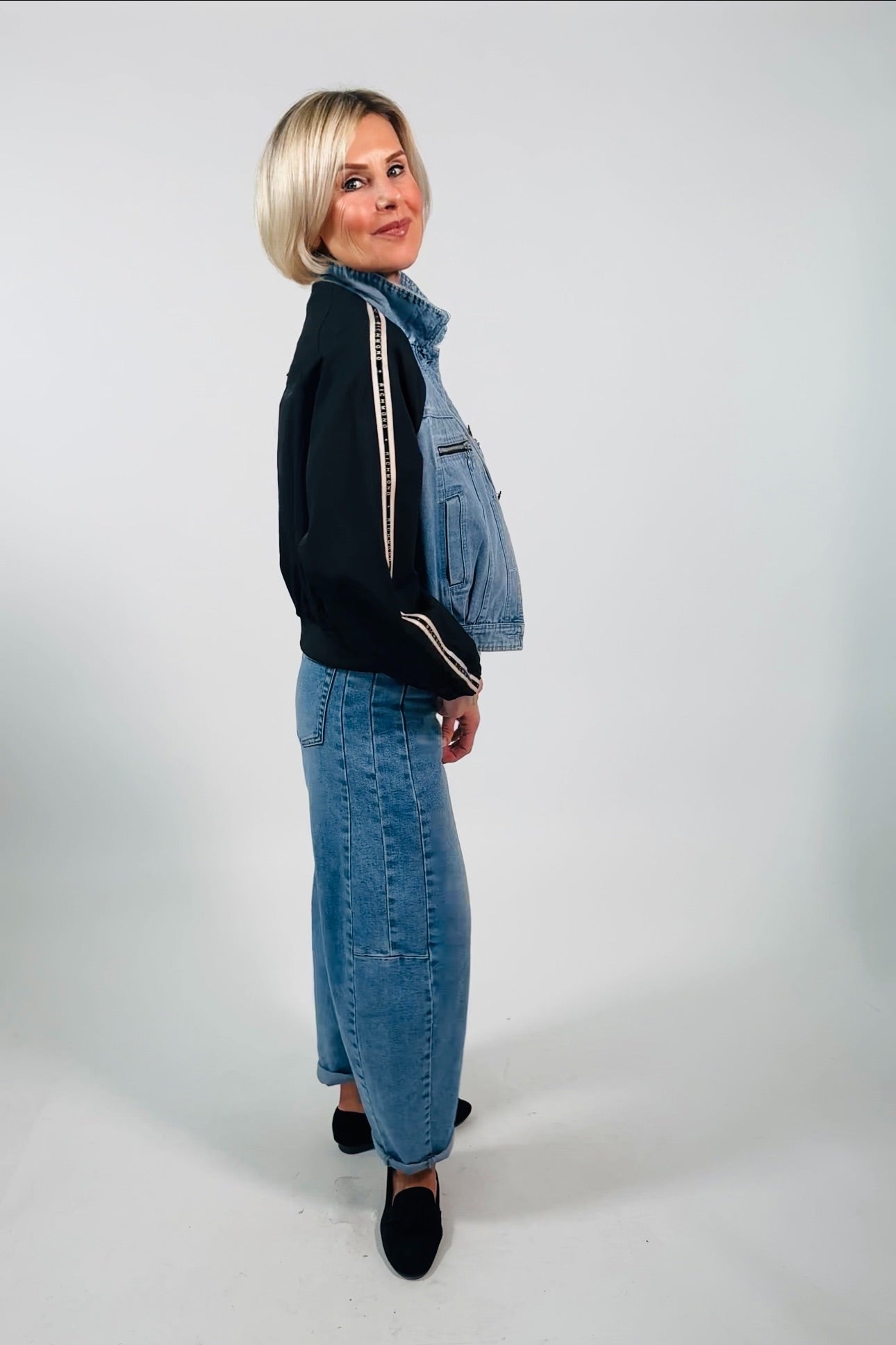 Richmond | Classic Button-Up Jacket with Pockets & Zip Details