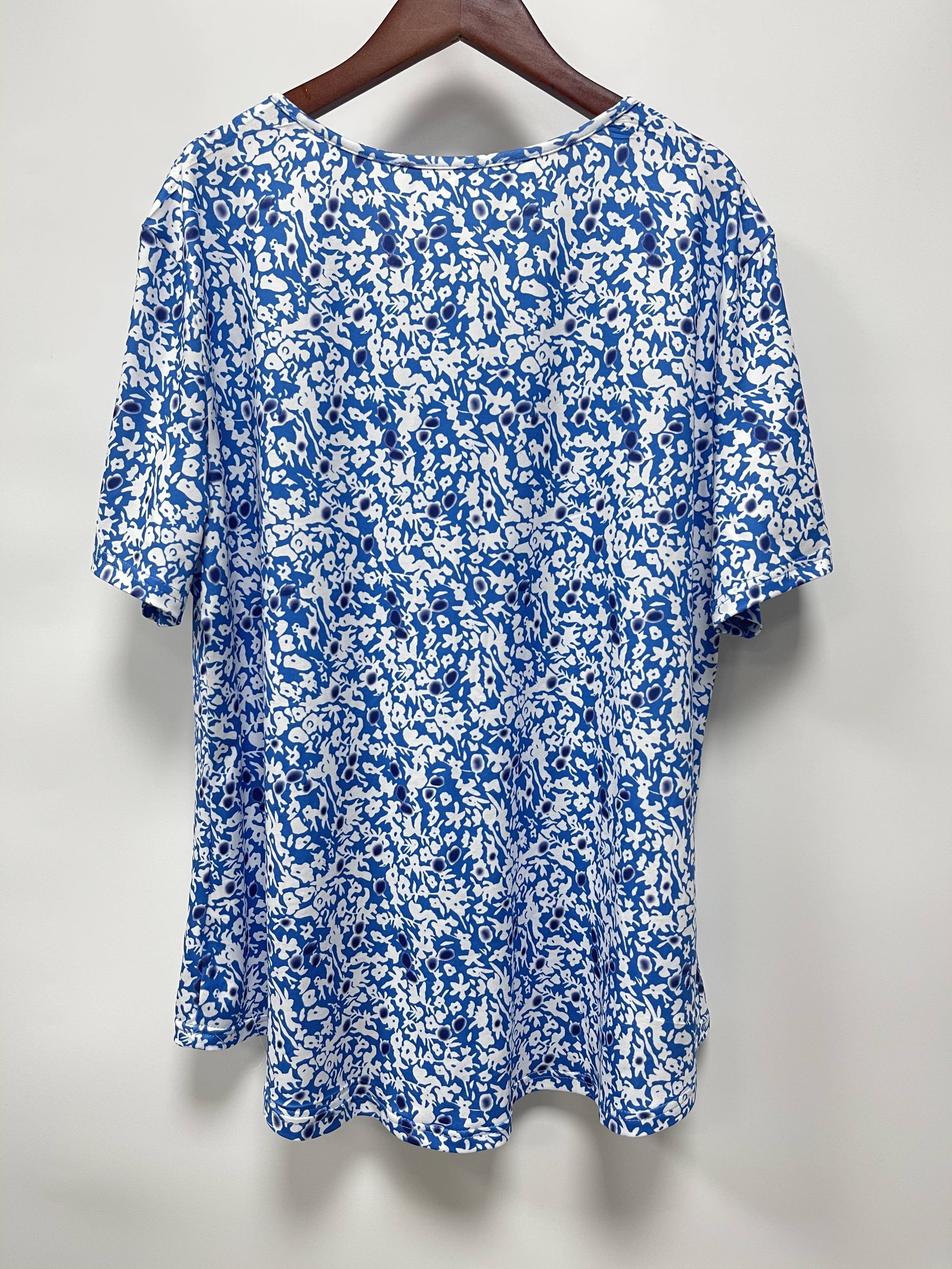 Rosalie | Relaxed Floral V-Neck Blouse
