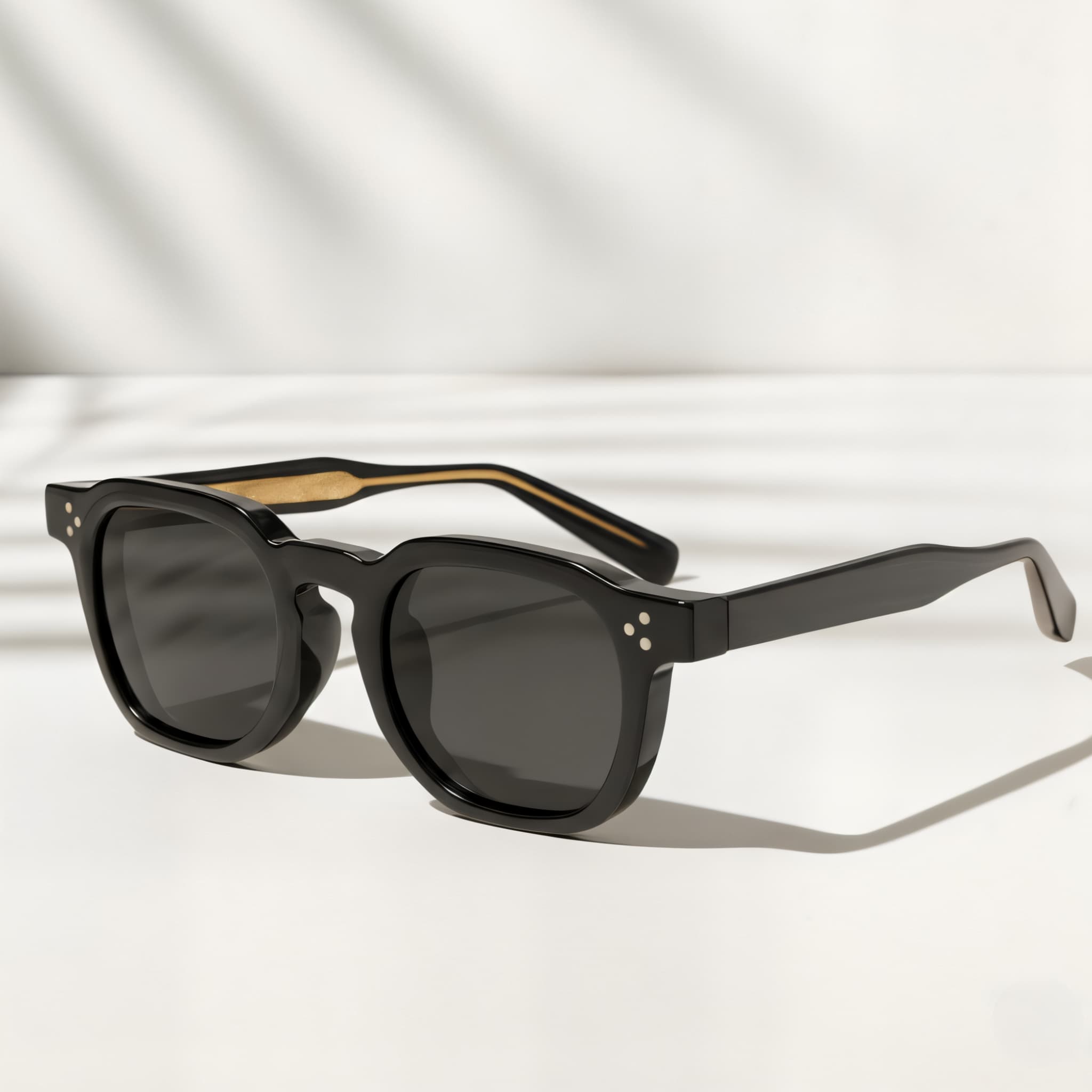 Cayman Grove Shades