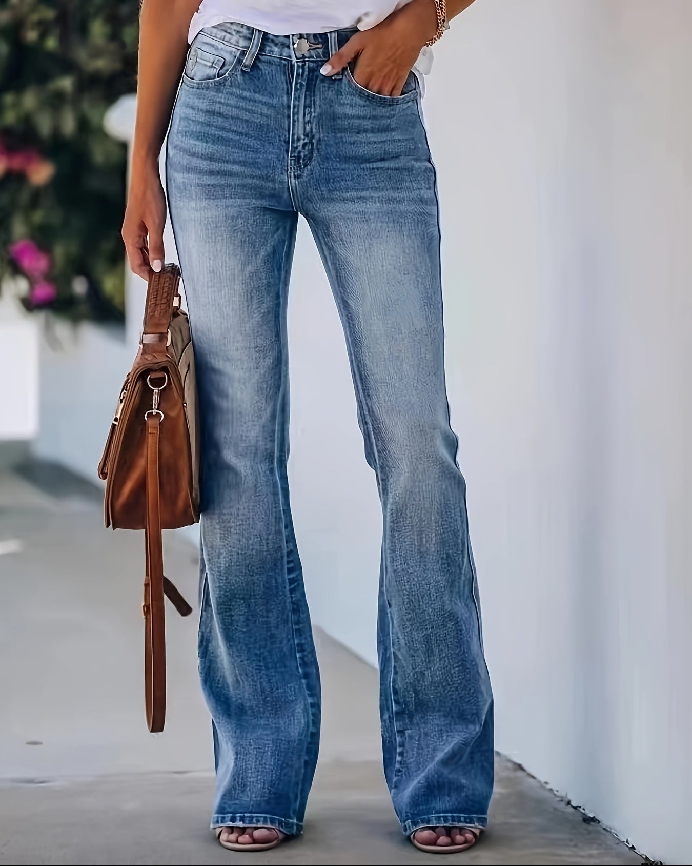 ESTELLE™ - Classic Mid-Rise Flare Jeans